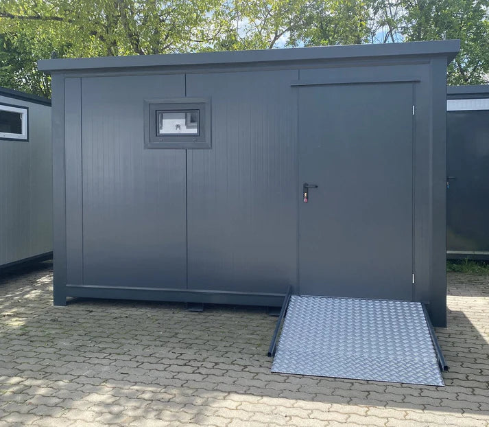Contenedor Sanitario Inodoro 4 × 2 m