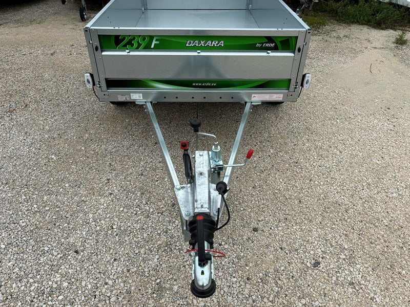 Remolque Erde Daxara 239×4 con Frenos  1500/1000 KG Peso Bruto